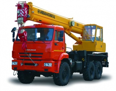 Автокран Ивановец КС-35714К-2 на базе КАМАЗ-43118